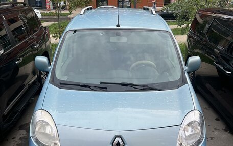 Renault Kangoo II рестайлинг, 2008 год, 725 000 рублей, 2 фотография