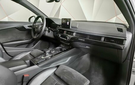 Audi A4, 2016 год, 2 685 000 рублей, 13 фотография