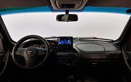 Chevrolet Niva I рестайлинг, 2018 год, 859 000 рублей, 4 фотография