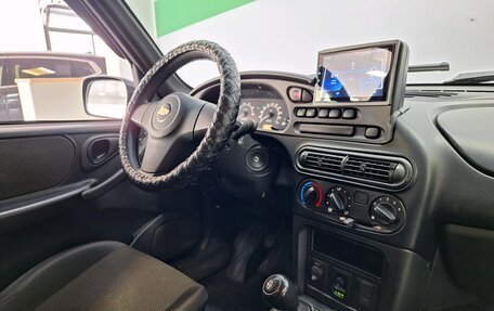 Chevrolet Niva I рестайлинг, 2018 год, 859 000 рублей, 10 фотография