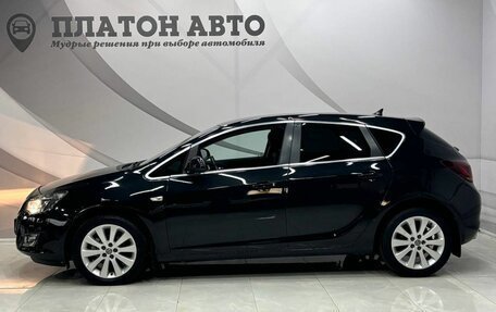 Opel Astra J, 2011 год, 930 000 рублей, 8 фотография