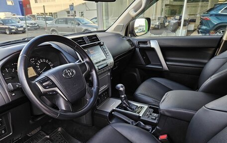 Toyota Land Cruiser Prado 150 рестайлинг 2, 2019 год, 4 759 000 рублей, 10 фотография