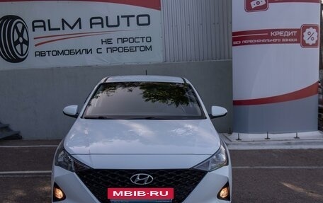 Hyundai Solaris II рестайлинг, 2020 год, 1 650 000 рублей, 2 фотография