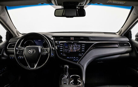 Toyota Camry, 2020 год, 3 630 000 рублей, 13 фотография
