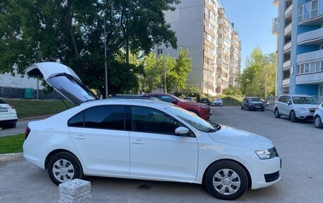 Skoda Rapid I, 2018 год, 1 590 000 рублей, 9 фотография