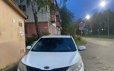 KIA Rio III рестайлинг, 2013 год, 590 000 рублей, 1 фотография