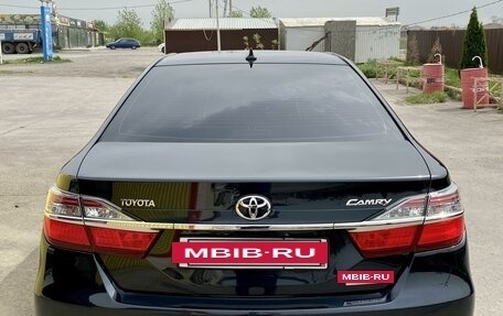 Toyota Camry, 2017 год, 2 260 000 рублей, 5 фотография