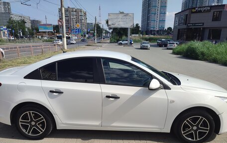 Chevrolet Cruze II, 2012 год, 820 000 рублей, 4 фотография