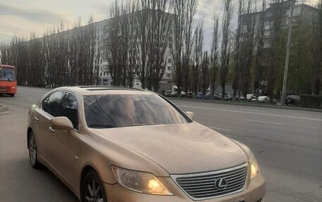 Lexus LS IV, 2007 год, 1 000 000 рублей, 2 фотография