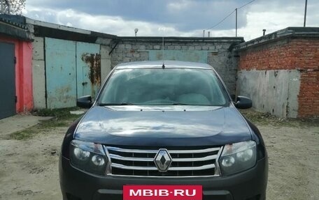 Renault Duster I рестайлинг, 2014 год, 910 000 рублей, 2 фотография