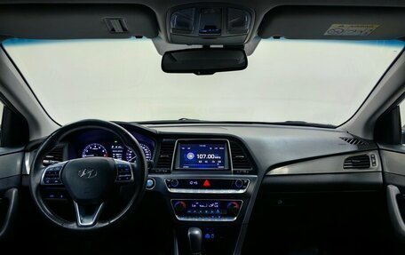Hyundai Sonata VII, 2017 год, 1 998 000 рублей, 12 фотография