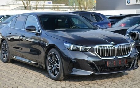 BMW 5 серия, 2024 год, 7 400 000 рублей, 3 фотография