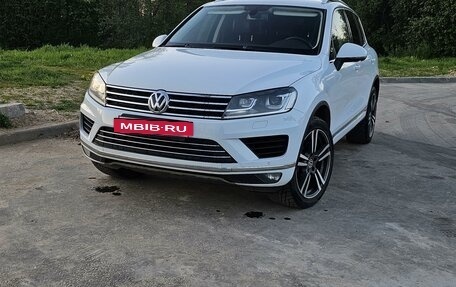 Volkswagen Touareg III, 2015 год, 3 550 000 рублей, 4 фотография