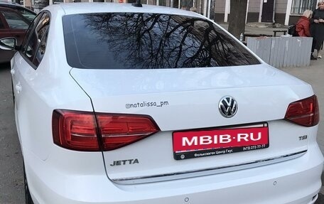 Volkswagen Jetta VI, 2017 год, 1 870 000 рублей, 13 фотография
