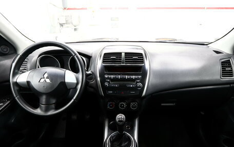 Mitsubishi ASX I рестайлинг, 2011 год, 1 070 000 рублей, 10 фотография