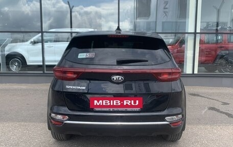 KIA Sportage IV рестайлинг, 2021 год, 2 435 000 рублей, 6 фотография