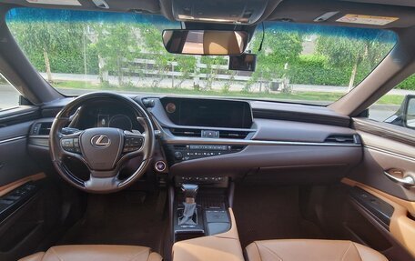 Lexus ES VII, 2019 год, 4 250 000 рублей, 7 фотография