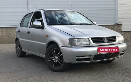 Volkswagen Polo III рестайлинг, 1998 год, 270 000 рублей, 2 фотография