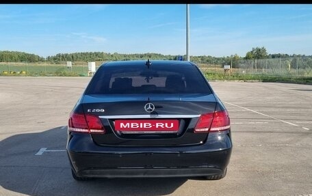 Mercedes-Benz E-Класс, 2014 год, 1 900 000 рублей, 4 фотография