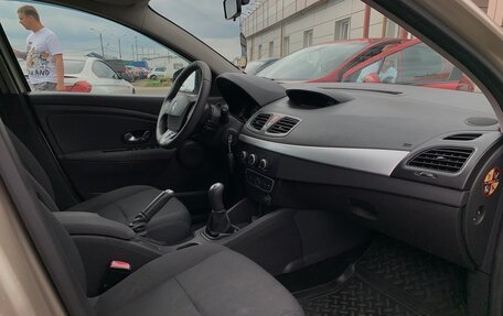 Renault Fluence I, 2010 год, 750 000 рублей, 6 фотография