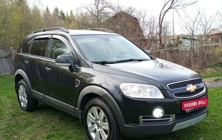 Chevrolet Captiva I, 2011 год, 1 650 000 рублей, 2 фотография