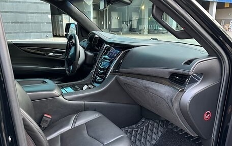Cadillac Escalade IV, 2016 год, 5 500 000 рублей, 7 фотография
