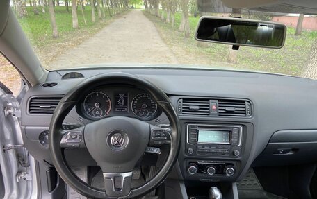 Volkswagen Jetta VI, 2014 год, 1 110 000 рублей, 11 фотография