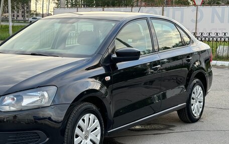 Volkswagen Polo VI (EU Market), 2013 год, 939 000 рублей, 2 фотография