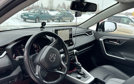 Toyota RAV4, 2022 год, 4 350 000 рублей, 7 фотография