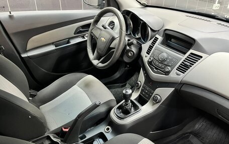 Chevrolet Cruze II, 2012 год, 798 000 рублей, 7 фотография