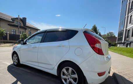 Hyundai Solaris II рестайлинг, 2013 год, 697 500 рублей, 1 фотография