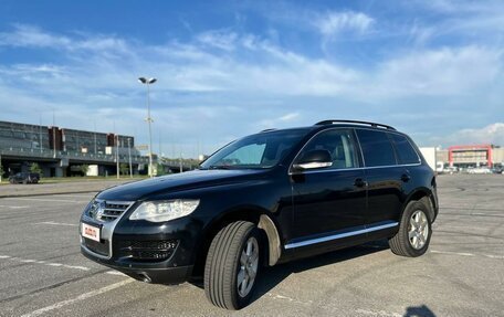 Volkswagen Touareg III, 2007 год, 1 350 000 рублей, 2 фотография