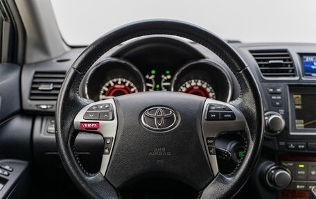 Toyota Highlander III, 2012 год, 2 213 000 рублей, 13 фотография