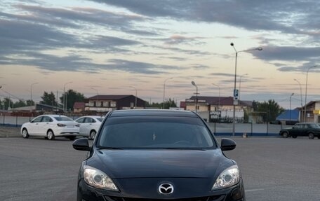 Mazda 3, 2011 год, 869 000 рублей, 2 фотография
