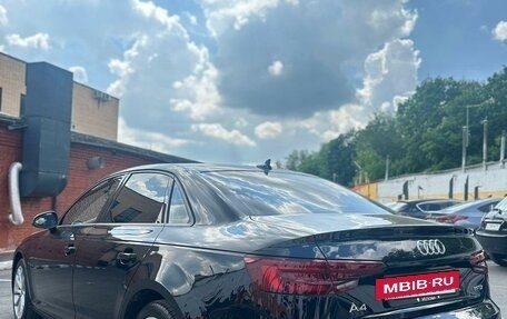 Audi A4, 2019 год, 2 300 000 рублей, 7 фотография