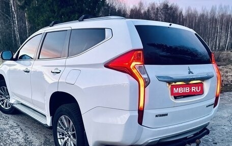 Mitsubishi Pajero Sport III рестайлинг, 2019 год, 3 150 000 рублей, 3 фотография