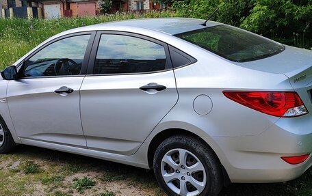 Hyundai Solaris II рестайлинг, 2013 год, 1 070 000 рублей, 6 фотография