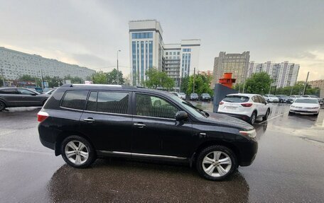 Toyota Highlander III, 2012 год, 2 200 000 рублей, 1 фотография