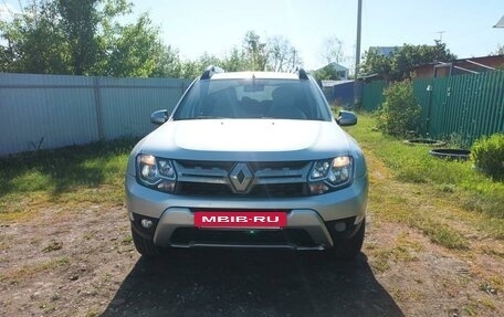 Renault Duster I рестайлинг, 2017 год, 1 600 000 рублей, 2 фотография