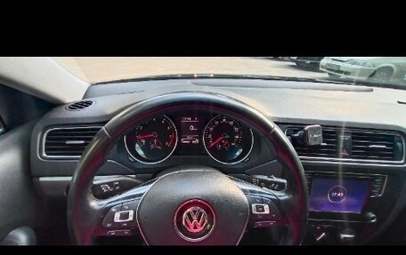 Volkswagen Jetta VI, 2017 год, 1 650 000 рублей, 18 фотография