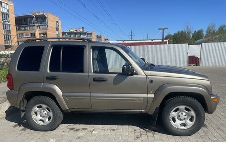 Jeep Liberty (North America) I, 2003 год, 600 000 рублей, 1 фотография