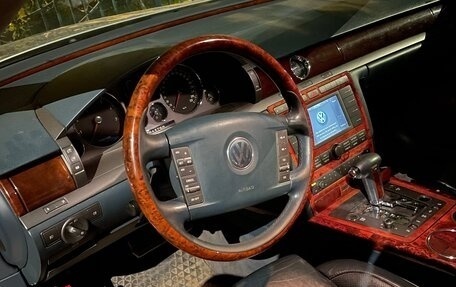 Volkswagen Phaeton I рестайлинг, 2003 год, 450 000 рублей, 4 фотография