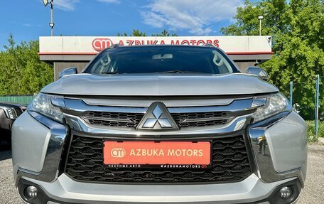 Mitsubishi Pajero Sport III рестайлинг, 2018 год, 3 033 000 рублей, 2 фотография