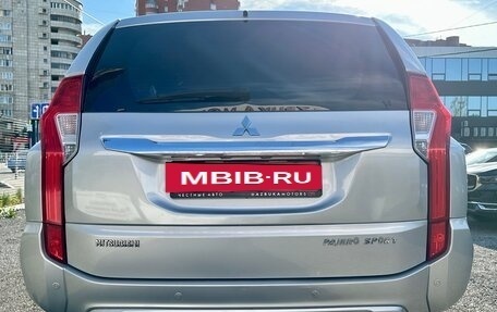 Mitsubishi Pajero Sport III рестайлинг, 2018 год, 3 033 000 рублей, 6 фотография