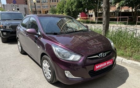 Hyundai Solaris II рестайлинг, 2012 год, 950 000 рублей, 1 фотография