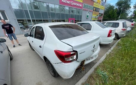 Renault Logan II, 2015 год, 325 000 рублей, 10 фотография