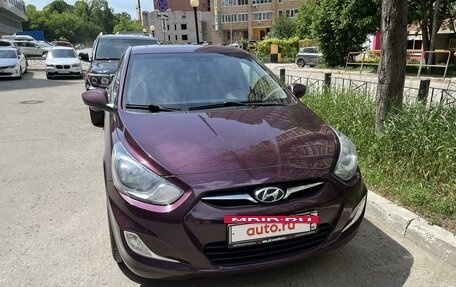 Hyundai Solaris II рестайлинг, 2012 год, 950 000 рублей, 2 фотография