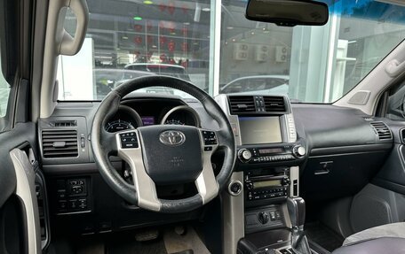 Toyota Land Cruiser Prado 150 рестайлинг 2, 2013 год, 3 475 000 рублей, 6 фотография