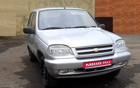 Chevrolet Niva I рестайлинг, 2005 год, 400 000 рублей, 3 фотография