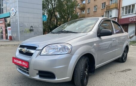 Chevrolet Aveo III, 2011 год, 599 999 рублей, 2 фотография